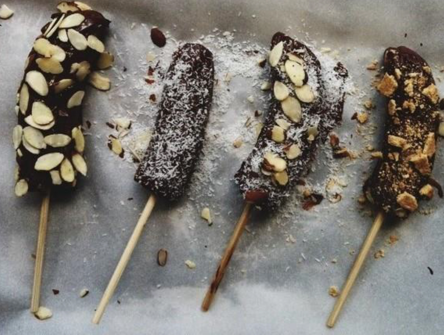 Dark Chocolate Dipped Frozen Bananas